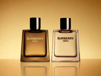 PaulinaPiipponen_SetDesign_Burberry_Gifting_3 for loading