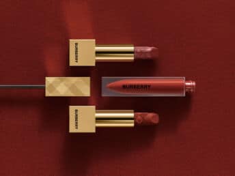 PaulinaPiipponen_SetDesign_Burberry_Lips&Eyes_17 for loading